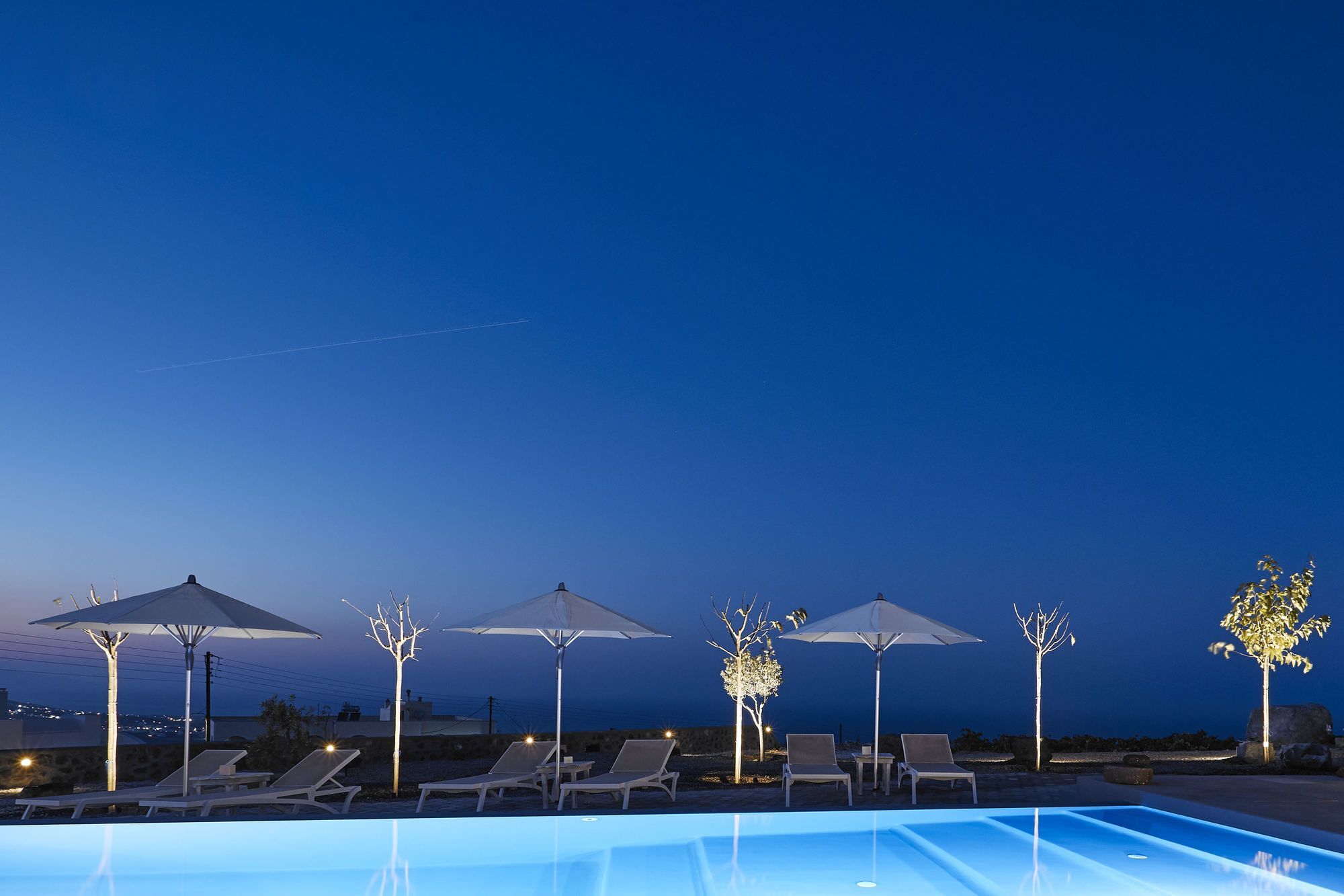 Nova Luxury Suites 피르고스 외부 사진